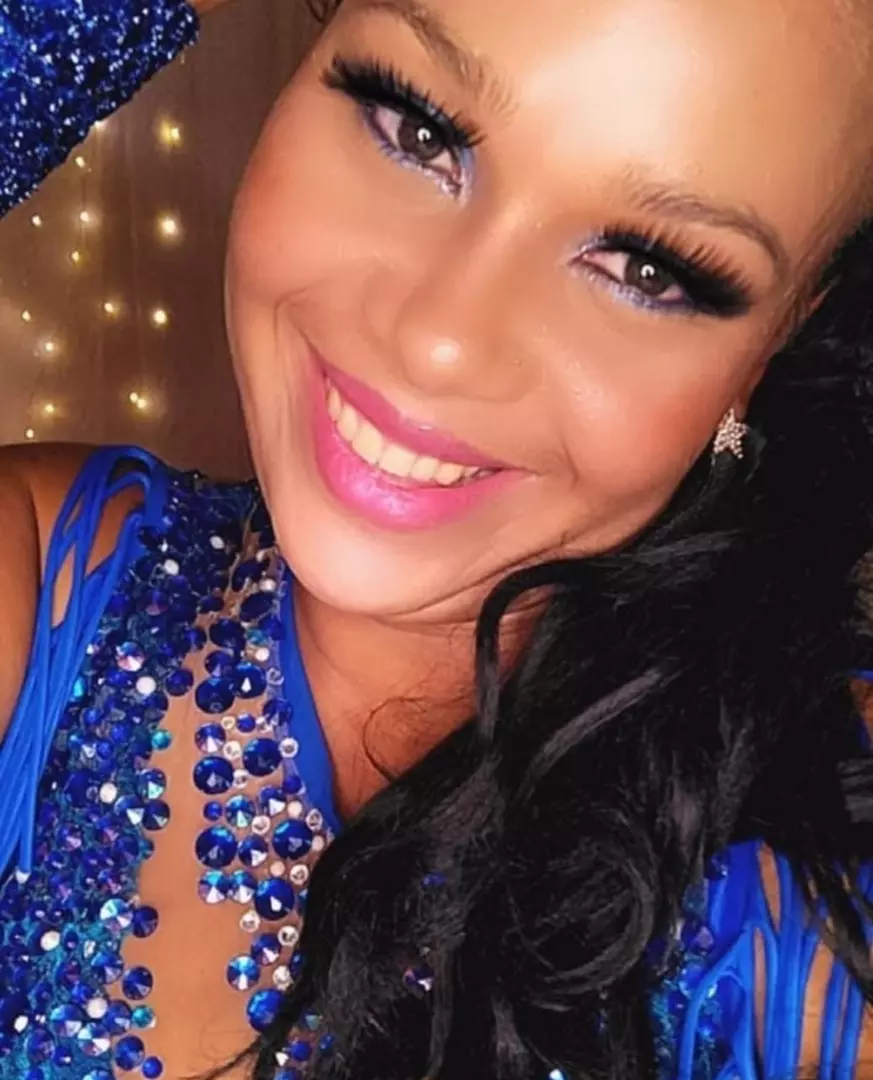 PERFIL: ALLINNE PIRES, CANDIDATA A CONTRACAPA DA REVISTA FERAS NO CARNAVAL DE 2023